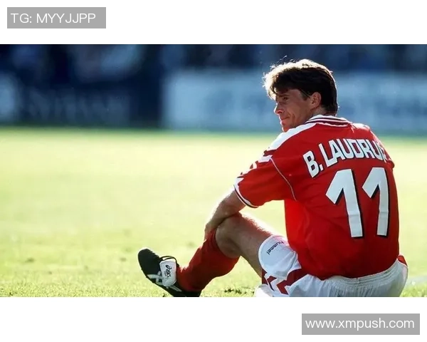 课本中的足球传奇：那些激励我们追梦的明星故事